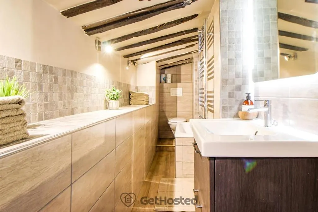 Charming Flat In The Heart Of Le Marais- Gethosted Appartement Parijs