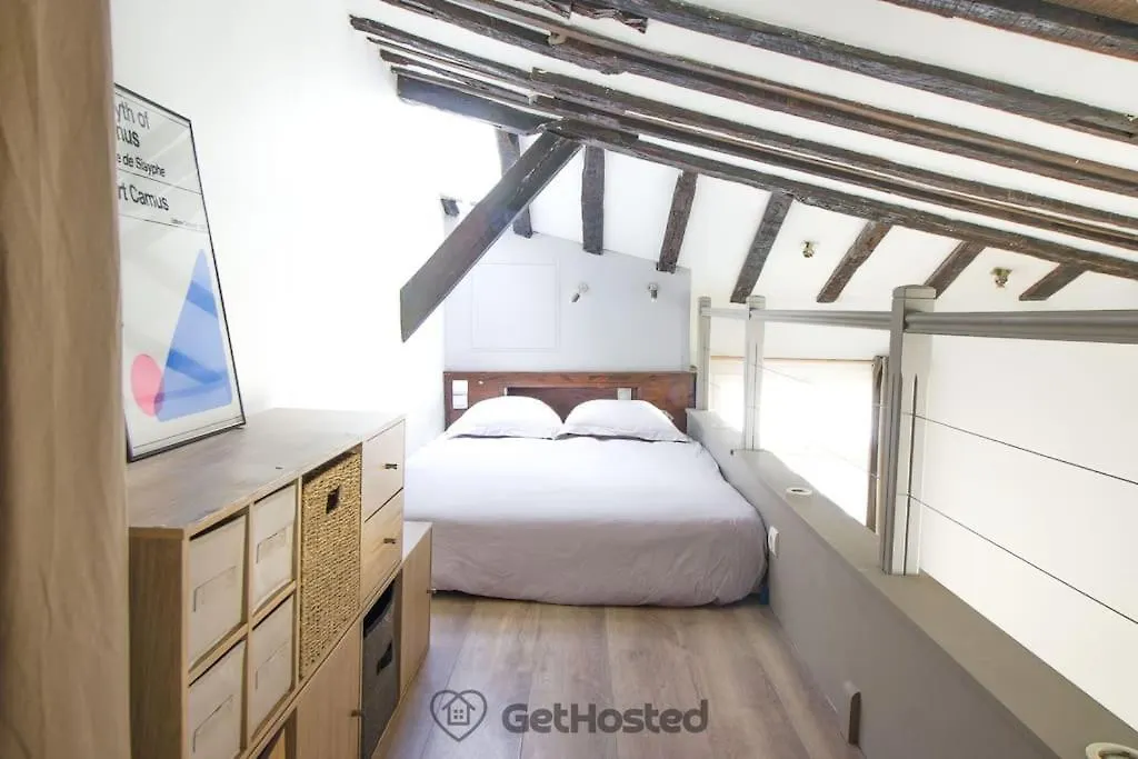 Charming Flat In The Heart Of Le Marais- Gethosted Apartment Paris France